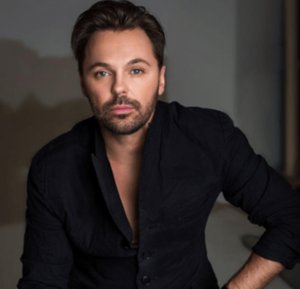 Enchanting Elegance: Isaac Nightingale Shines Bright with ‘Best&nbsp;Tomorrow’