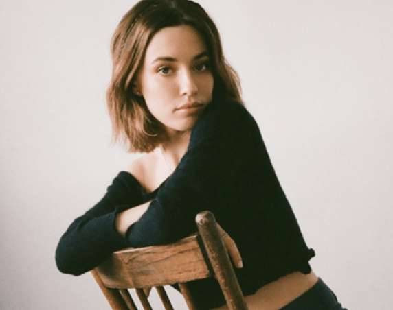 Step Out of Your Comfort Zone with dee holt’s Energetic New&nbsp;Release