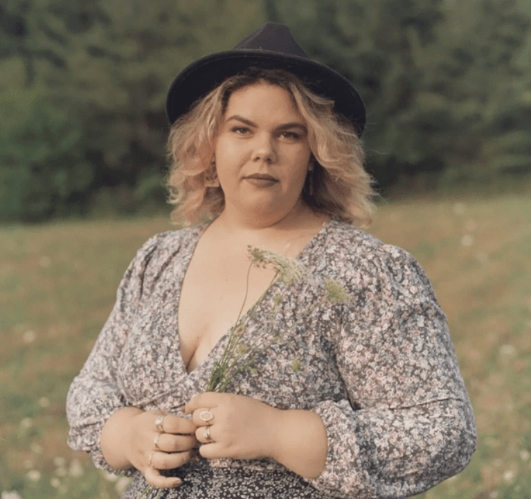 Lounna Presents “Peak Season”: A Musical Shine in the Winter Gloom