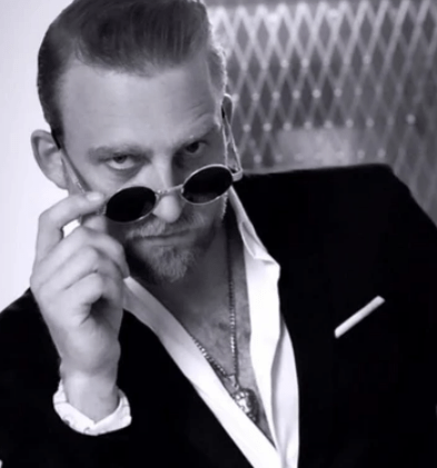 Velvet Vocals and Bluesy Grooves: Dive into ‘Me’ by The Crown Jules