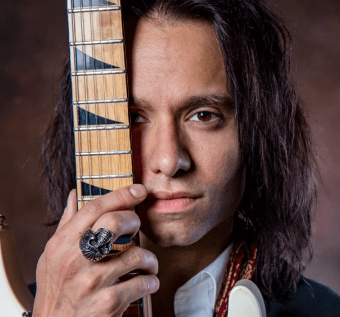 TJ Marzonie Sets Dallas Aglow with ‘Me ‘n’ My Tequila’