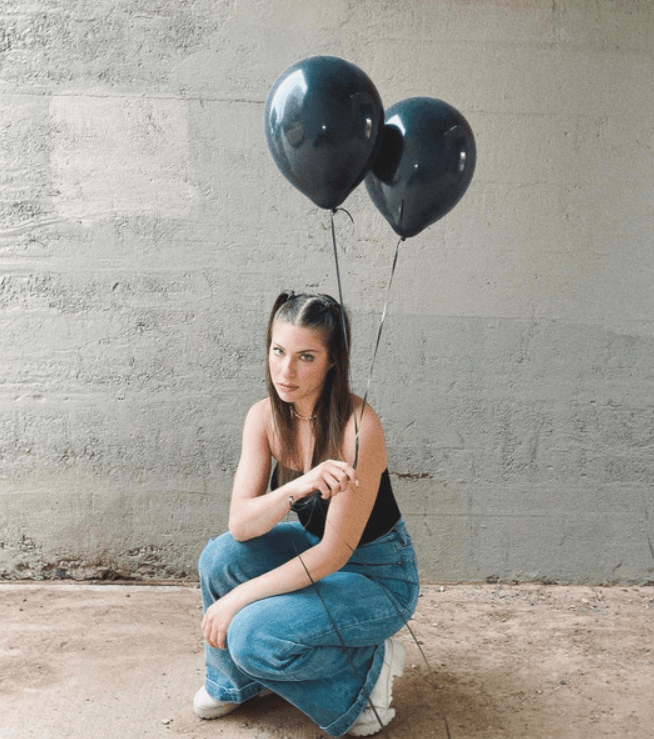 Soundtrack for your heart: “more like you” by Maggie Glassman is now&nbsp;online!