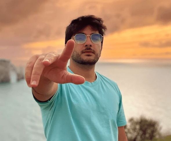 Indulge in Maryo’s ‘Ladomyla’ – Where Passion Meets Profound Melody!