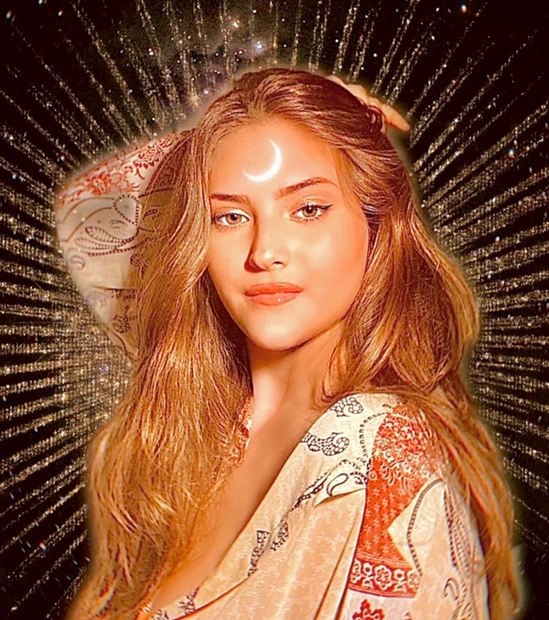 Art of Music and Glamour: Noa Sorele in the&nbsp;Spotlight