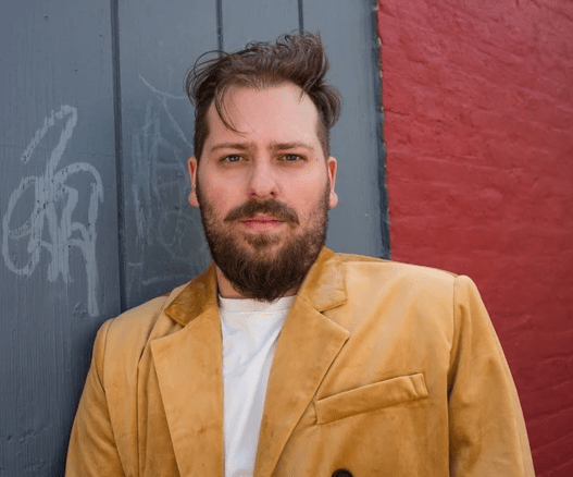 The Duel of Genres: ‘Messy’ by Jak&nbsp;Lizard