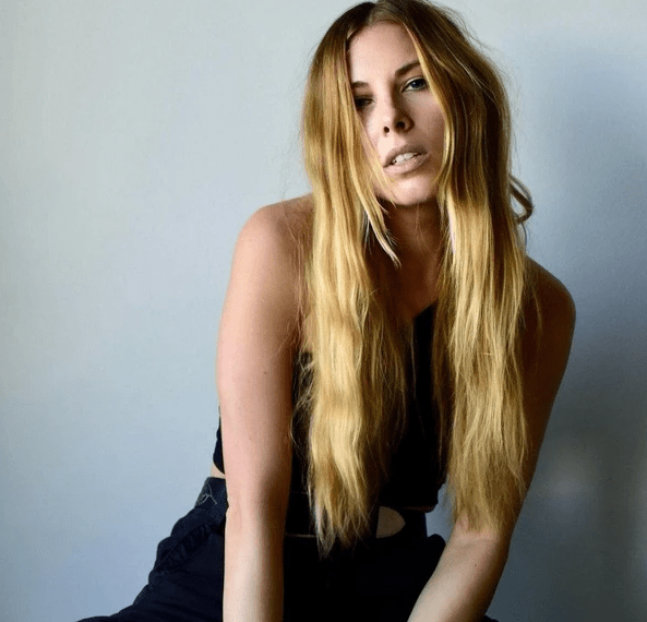 Soulful Serenade: ‘State Of Mind’ by Emily&nbsp;Brooks