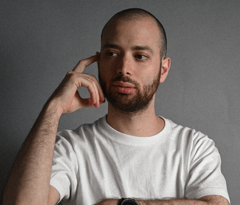 Avinoam Ettun and His Album “Searching for Colors”: A Composer Painting with Sound