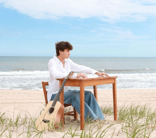 “LA DI DA”: A New Stage of Life by Henry Cornell