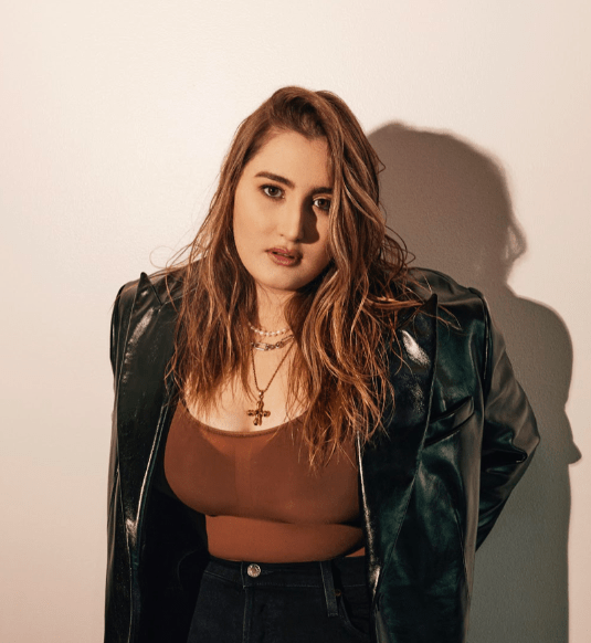 New Interpretation of ‘Universe’: The Successful Duo of Rosa Linn and Corina&nbsp;Smith