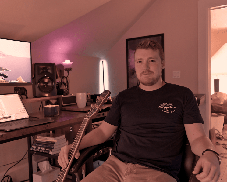 Graffiti Welfare: The Magic of Time in the Album “Revolving Shores”