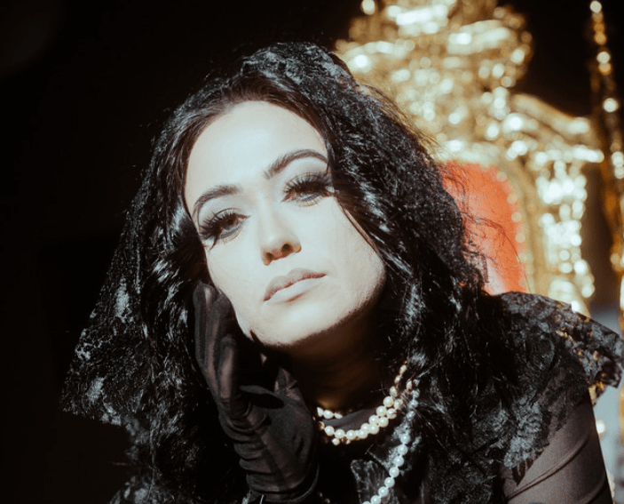 Unnerving Yet Irresistible: Margø’s “Stranger” is the Sound of Suspense&nbsp;Perfected