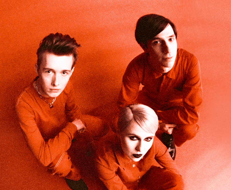 “Sofa” by PAPERCITY: A Story of Loneliness and Hidden Pain in an Emotional New&nbsp;Track