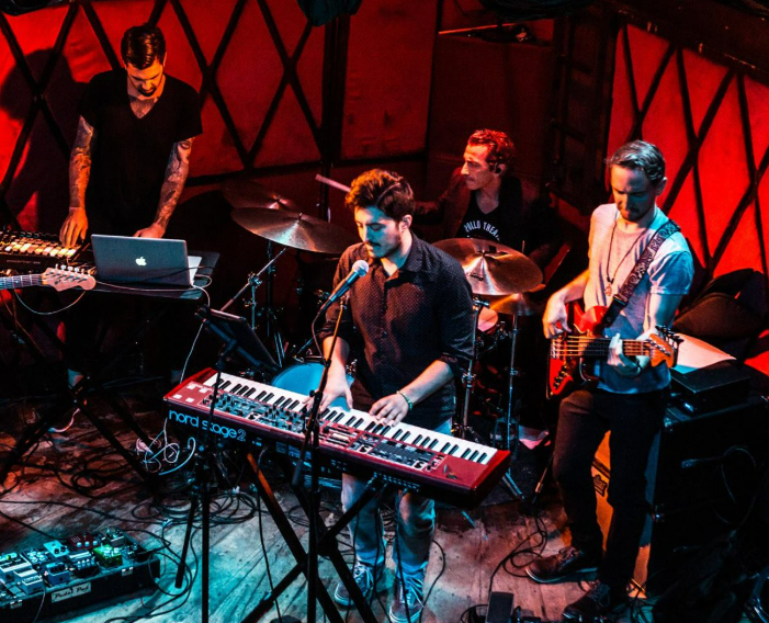 Energy, Emotion, and Elegance: Monotronic’s Signature Sound in the “Looking&nbsp;Away”