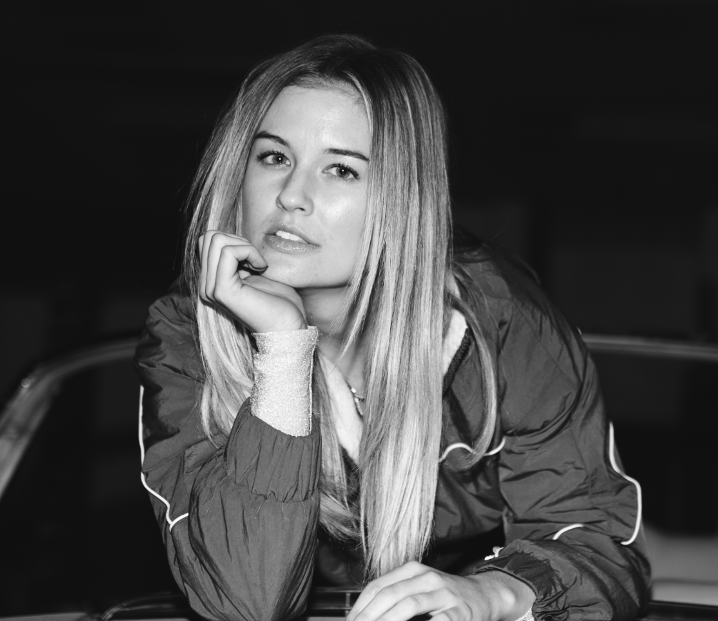 Essy Unveils Her Indie Rock Sound with Debut Single “The High&nbsp;Road”