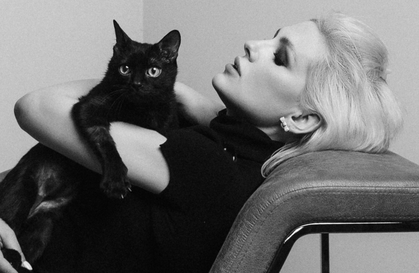 Janeuary and Her Symphony Beyond Black and&nbsp;White