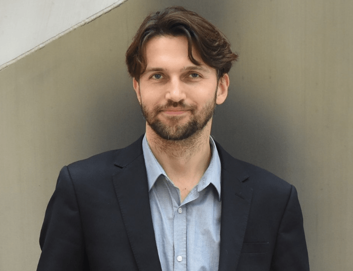 Restrained Sophistication: The Secret of Thomas Hewitt Jones’ “New Beginnings”