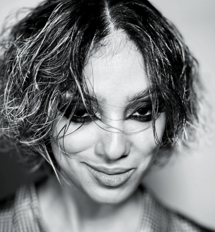 “FOOL” — A Melody of Loss and Hope in Jatnna’s Music