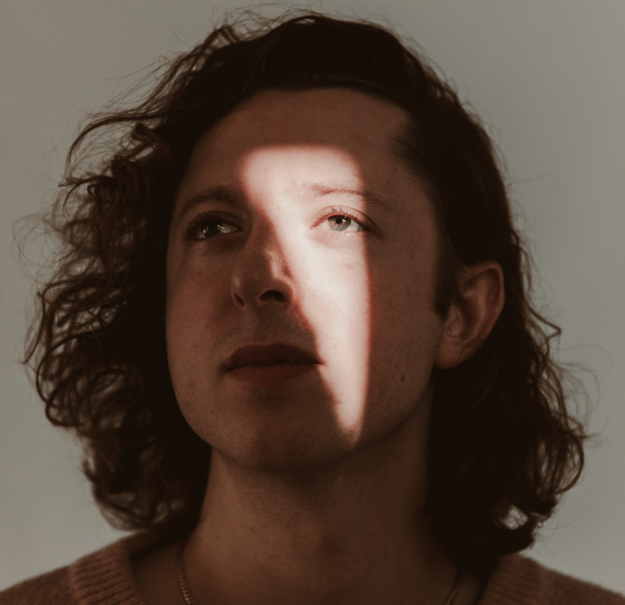 “Never Knew” – A Jazz-Rock Mysterious Dream by Asa Daniels