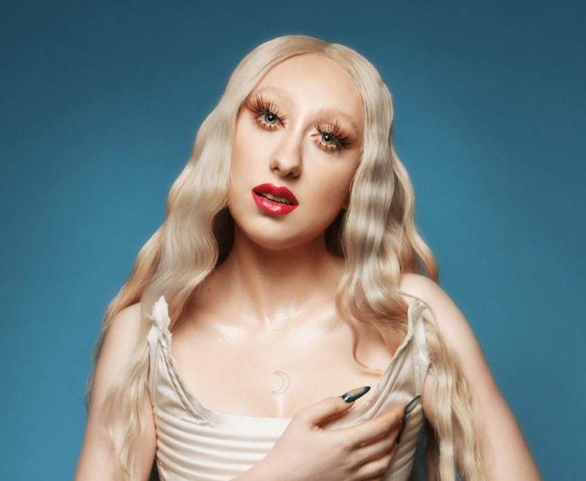 Inner Conflict in Sound and Image: LUNA and Her “Personal Torture”