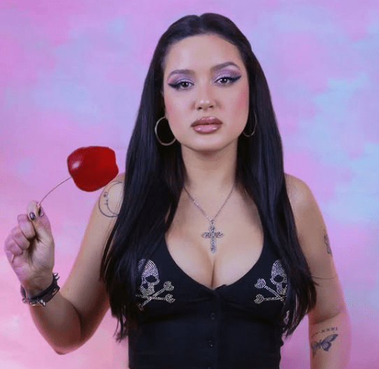 Raw Honesty: Alexia Anne With her New Single “red&nbsp;flag”!