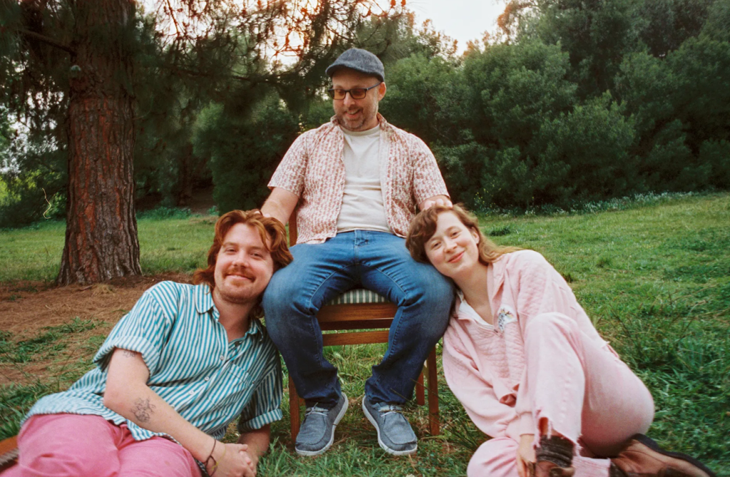 Highly Sensitive Gays and Their Musical Dialogue “clean” About Love and&nbsp;Fear