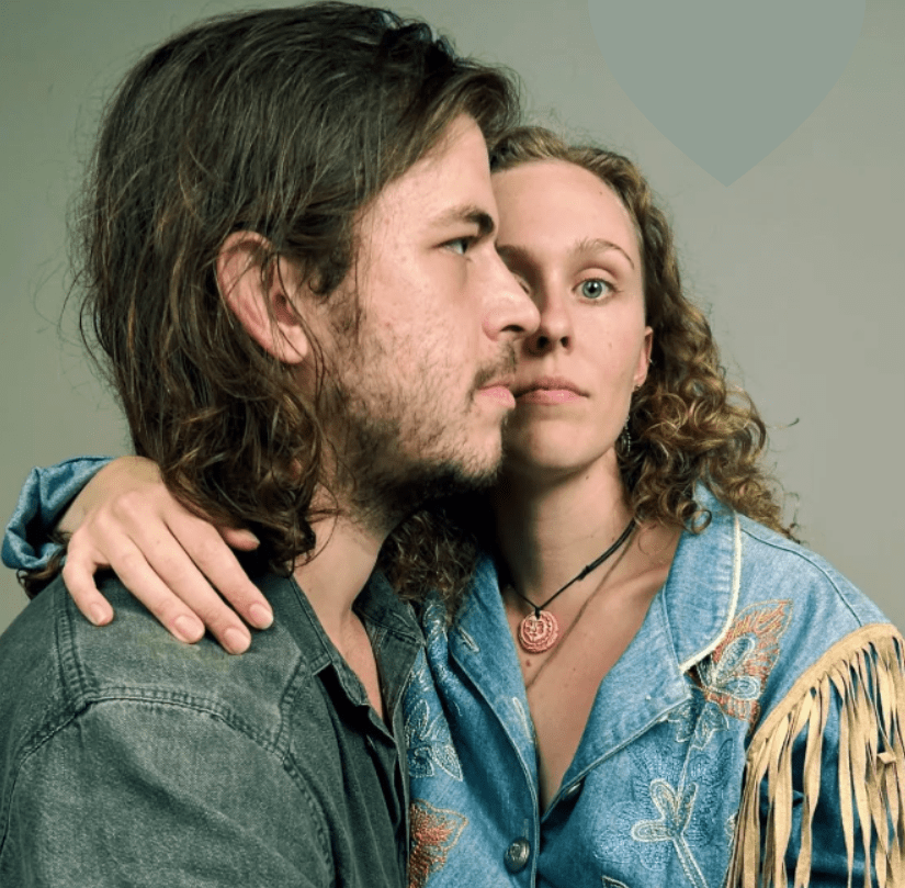 Indie Folk on Wheels: The Astroband’s Stories in the Single “Chevrolet Van”