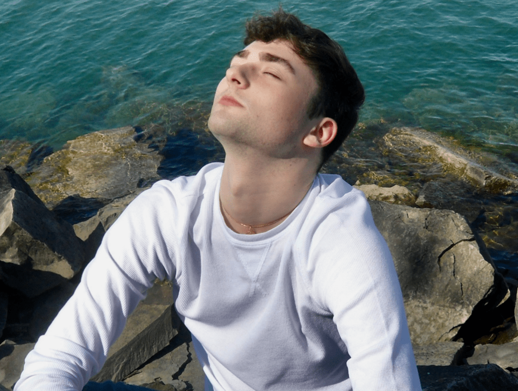 Snowden River and his Album ‘Sea Glass’: Atmospheric Folk with Soul and&nbsp;Melancholy