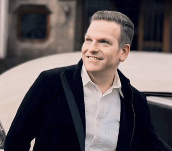 A Fusion of Elegance and Emotion: Jonathan Lolley Covers “Yesterday I Heard the&nbsp;Rain”