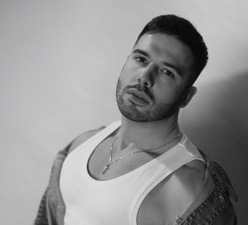 Verses full of mystery and a firey chorus: the premiere of IVXN’s new song “Atacama”