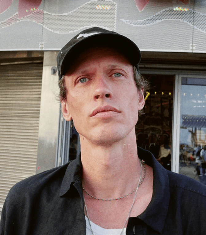 Devon Church and his New Single “Fall Like Lightning” for the&nbsp;Internet-Weary