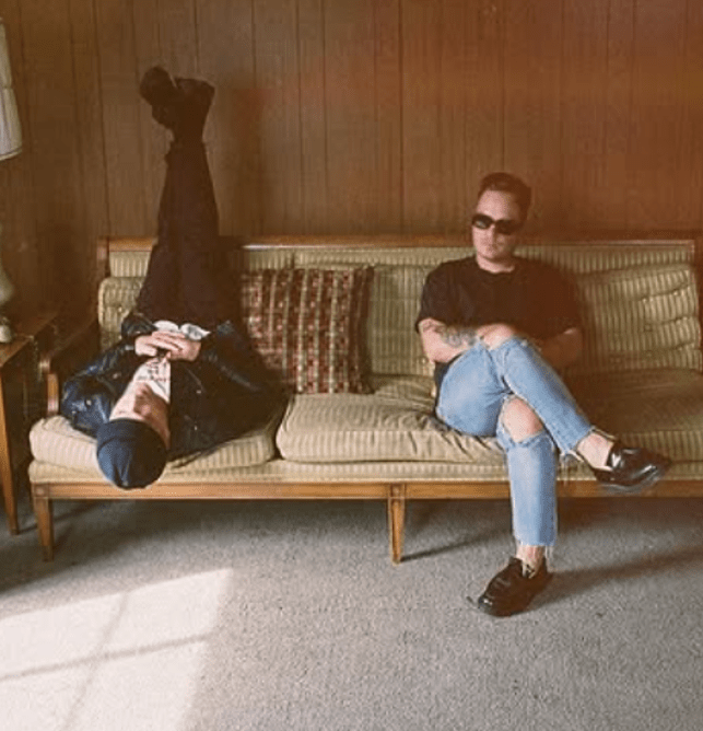 ‘Circles’ by Twin Envy: Stylish Freshness and Live&nbsp;Music