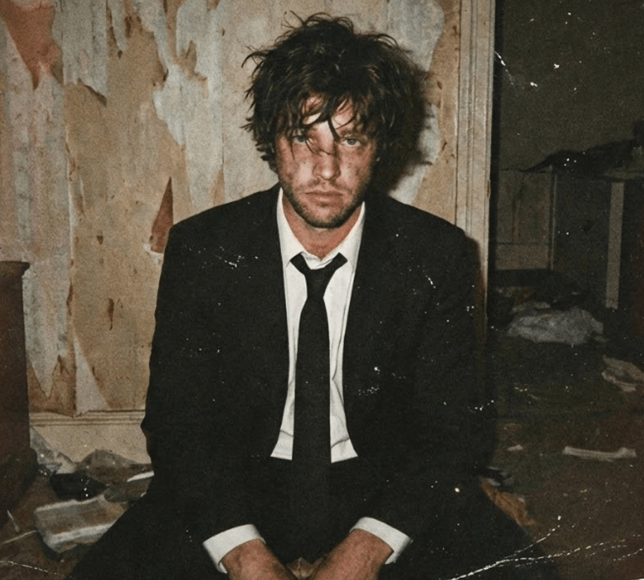 “Sinking”: a lyrical puzzle that marks a new chapter for Cameron&nbsp;Dallas