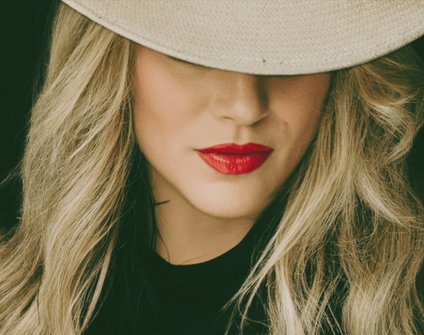 Baroque, Bold and Beautiful: KiKi Holli is “Running Out of&nbsp;Time”