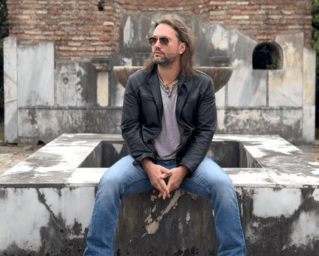 Rock is Not Dead – it Besieges from Within: “The Siege,” the New EP from Louis Emory and The Reckless&nbsp;Few