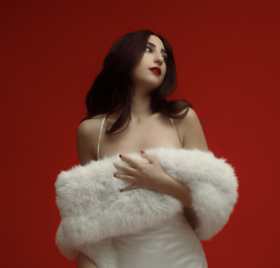 Emotions Take Center Stage: Arden Alexa Presents “HOPE YOU’RE&nbsp;WATCHING”