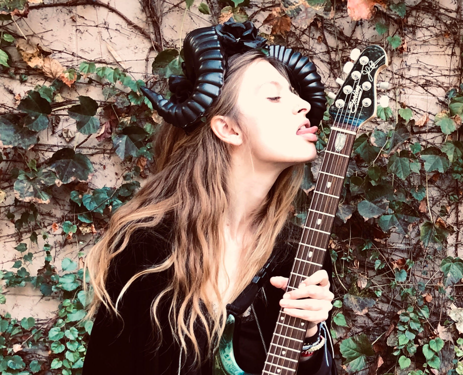 “Misery” – Ania’s Sharp and Reflective New Statement in Rock&nbsp;Music
