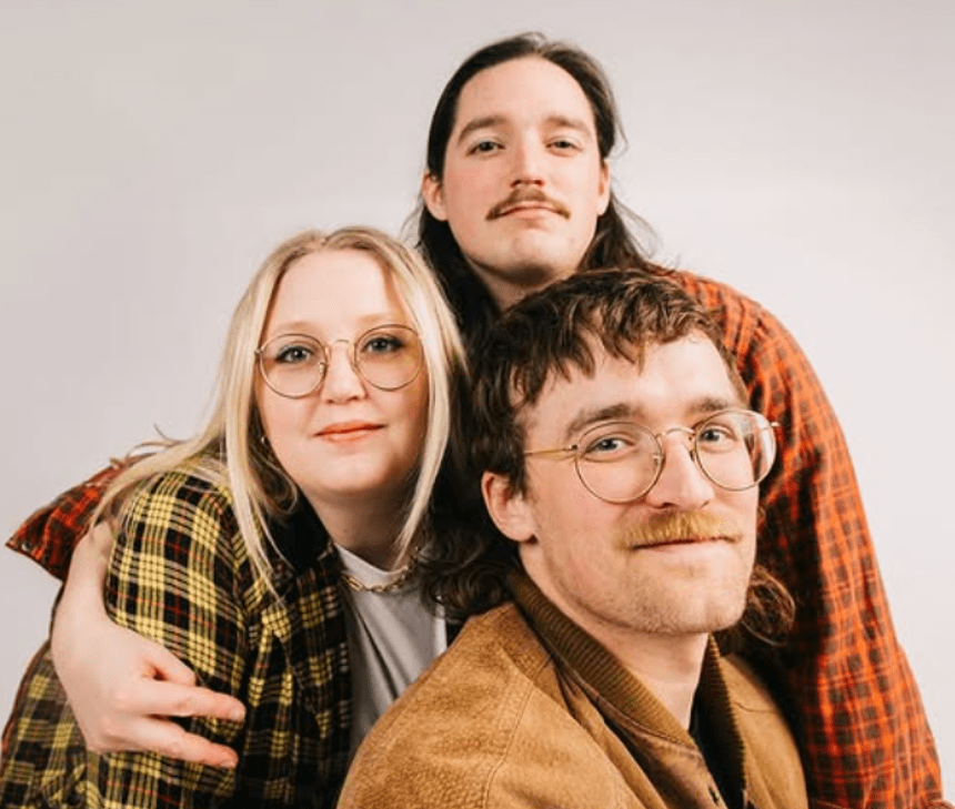 Marian Amplify the Sound and Emotions in “Rock N’&nbsp;Roll”
