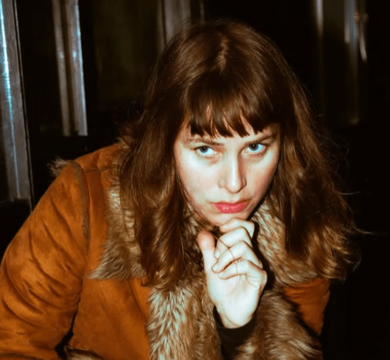 “Bus to Nowhere”: Marta Valadon’s Jazzy Night Stroll
