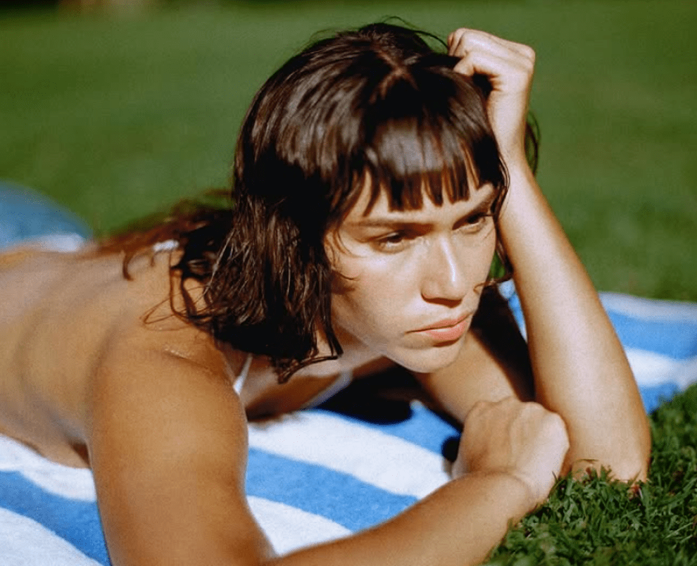 Summer, Surf Rock, and a Little Astrology: Pool Girl’s New&nbsp;Track