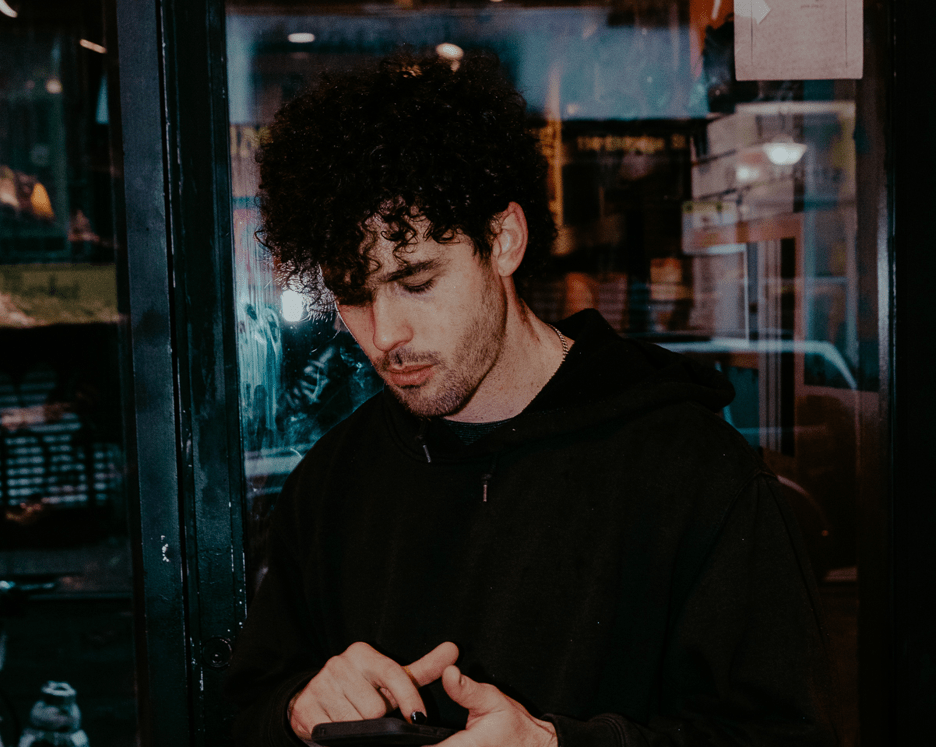 Nashville, Guitars and a Little Life Uncertainty: townsend’s New Single