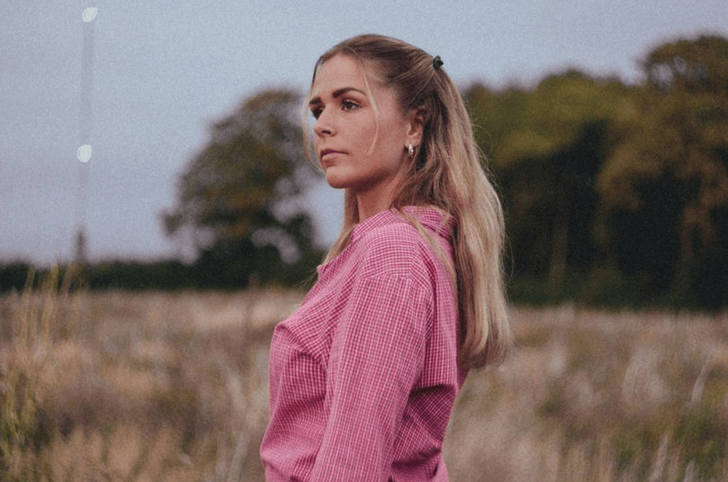 “Why Should I Write Another Sad Love Song?” Carmie on the Newfound Freedom of Country&nbsp;Music